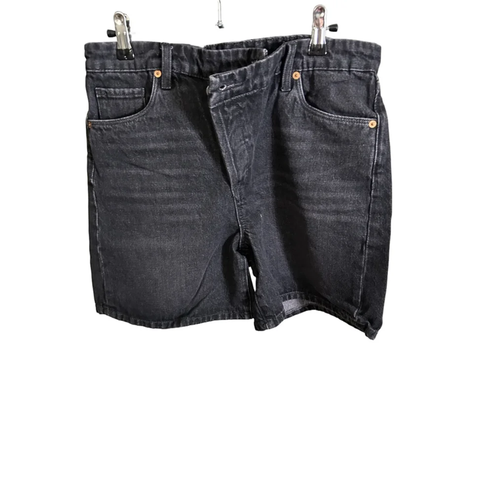BLANKNYC Women's Long Black Denim Shorts, Size 29 NWT